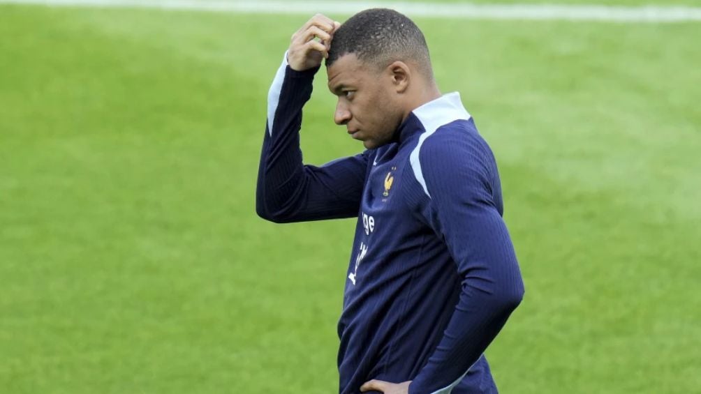 Mbappé podría jugar ante Pachuca