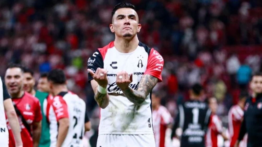 El canterano se burla de Chivas tras eliminarlos en Play-In