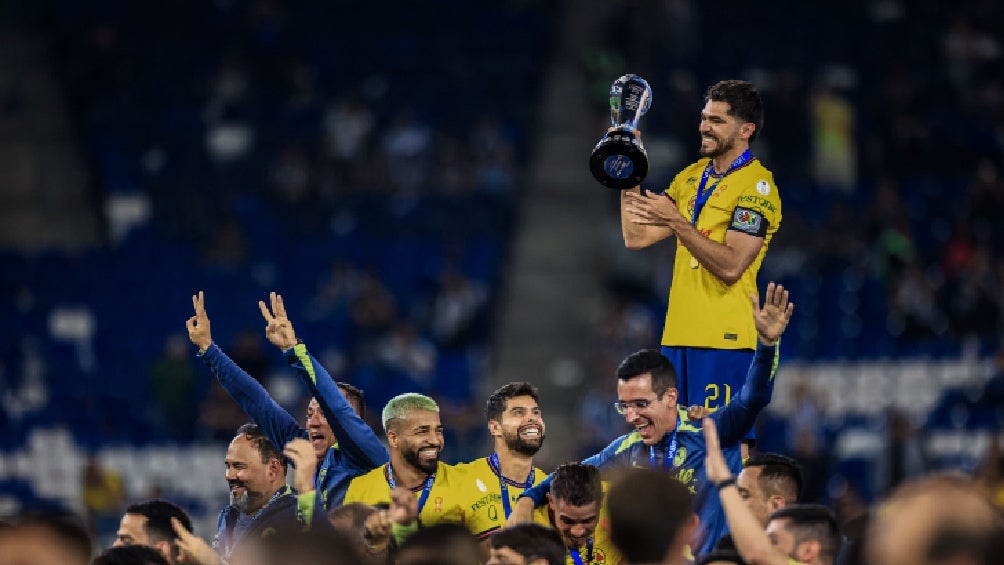 Henry Martín celebra Tricampeonato del América 