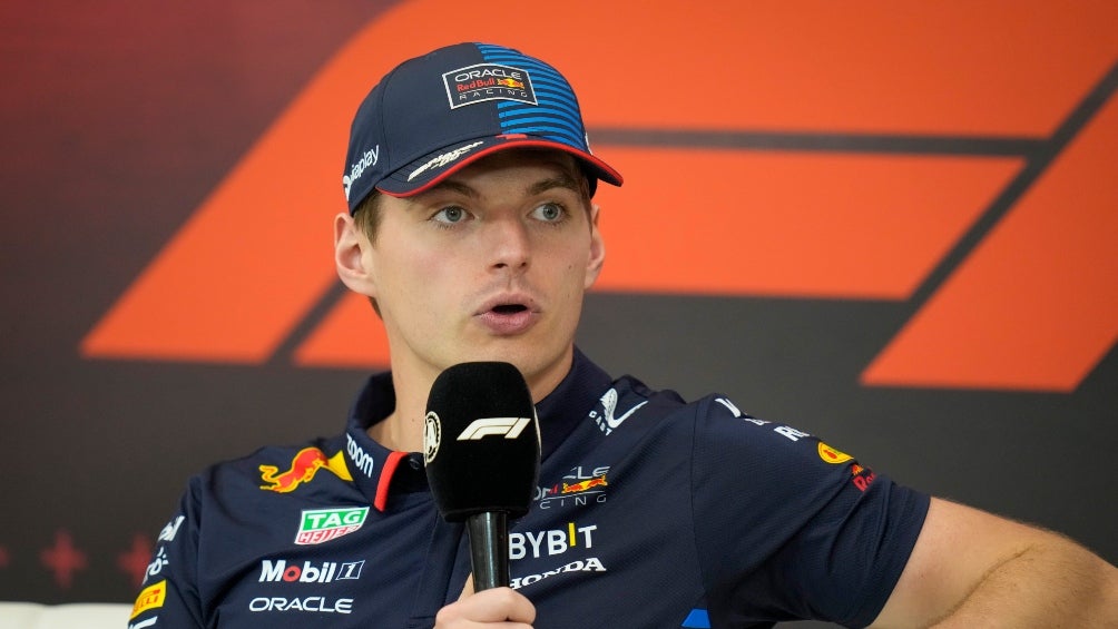 Verstappen sale al quite por Checo Pérez en esta temporada