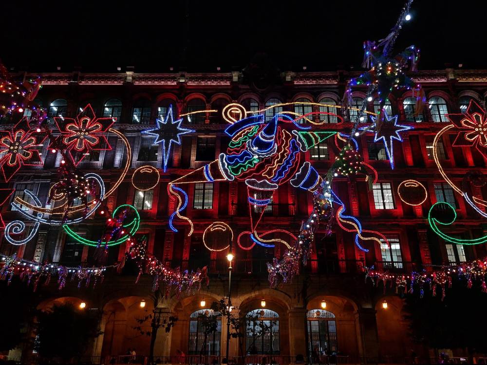 Las luces se encenderán hasta el 31 de diciembre.