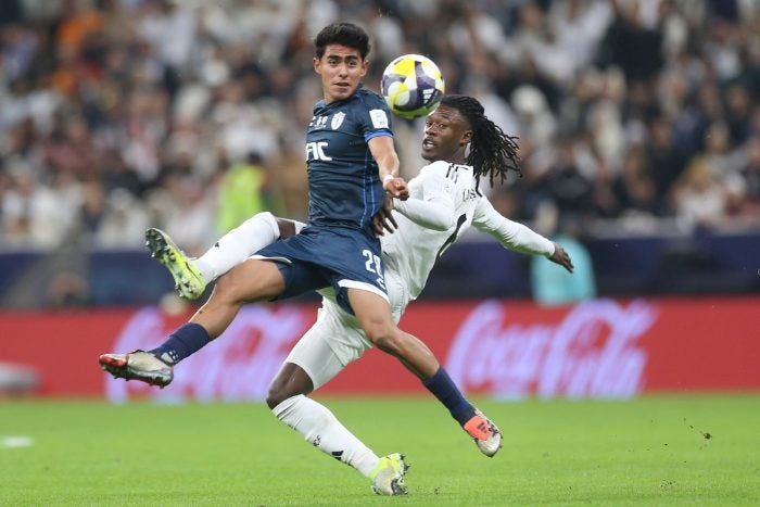 Elías Montiel en la Final de la Copa Intercontinental contra Real Madrid