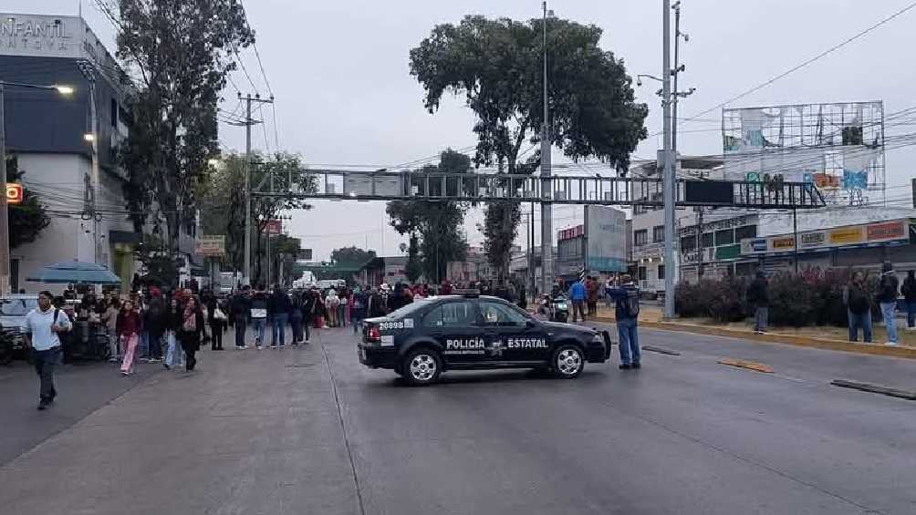 Varias de las avenidas cerradas conectan al Edomex con la Ciudad de México. 