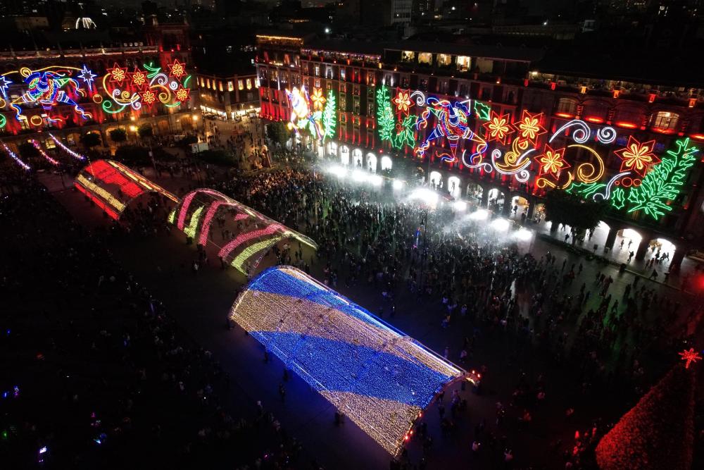 La Verbena Navideña ya fue inaugurada este martes.