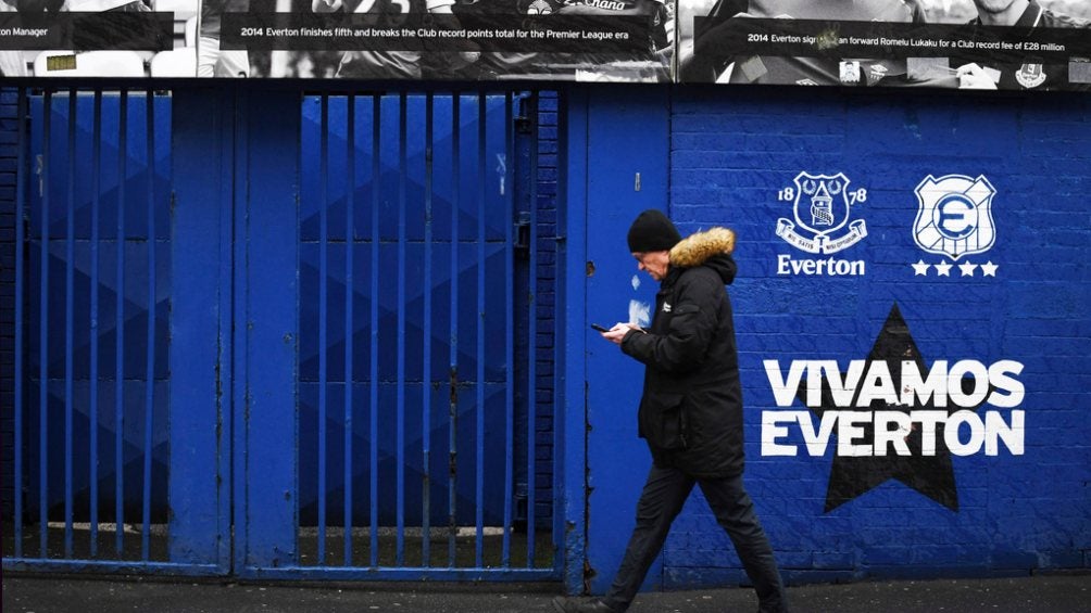 Calles de Liverpool con decoración del Everton