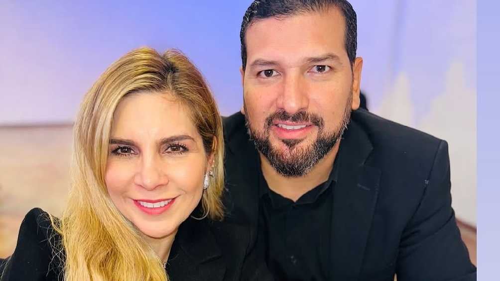 Karla Panini y Américo Garza dejaron a sus parejas para iniciar una relación. 