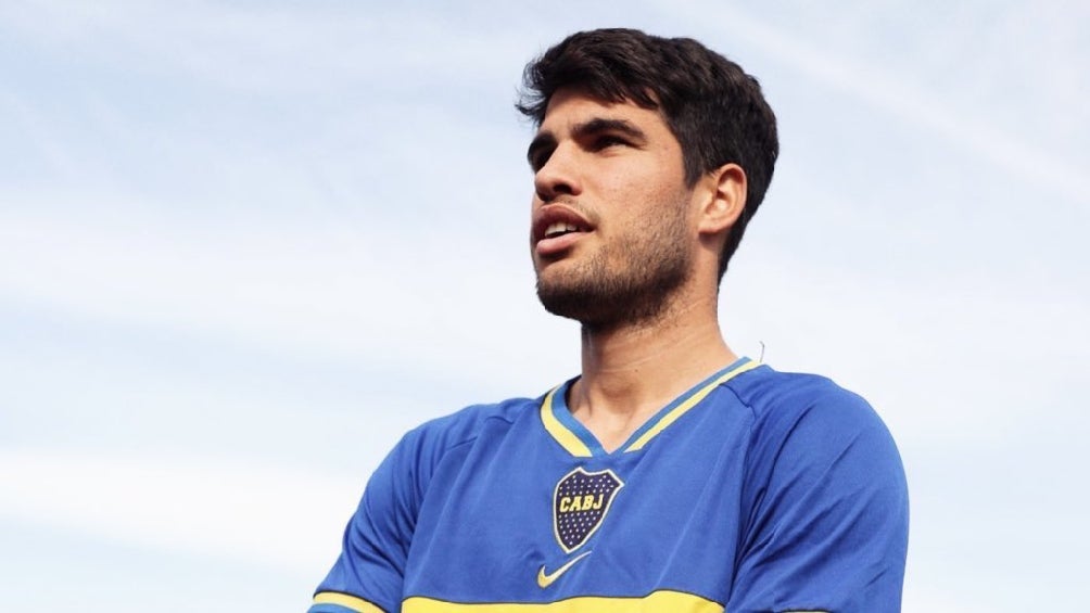 Bostero desde España, Carlos Alcaraz presume con orgullo jersey de Boca Juniors