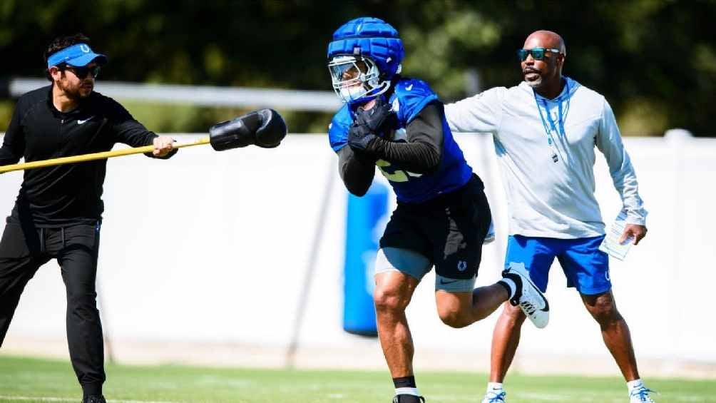 Diego Ortíz, el primer coach nacido en México, en llegar a la NFL