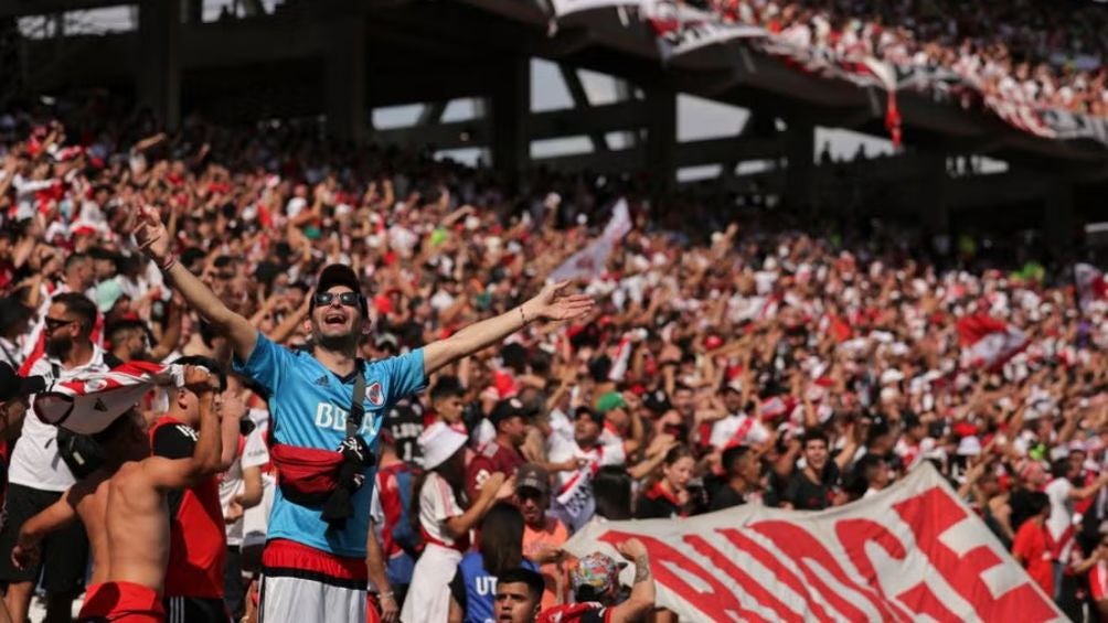 River es el que más gente lleva a la cancha en el mundo