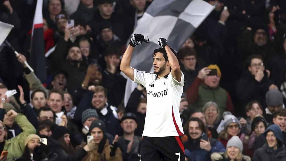 Raúl Jiménez se acerca al Top 5 de máximos goleadore latinos en Premier League