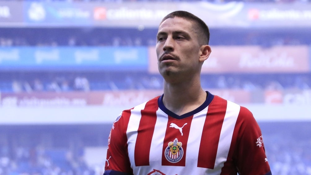 Oficial: Chivas anuncia la salida de Santiago Ormeño 