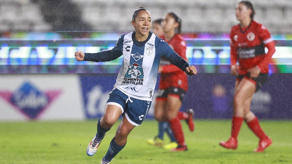 Charlyn Corral, la mejor goleadora del mundo en 2024 