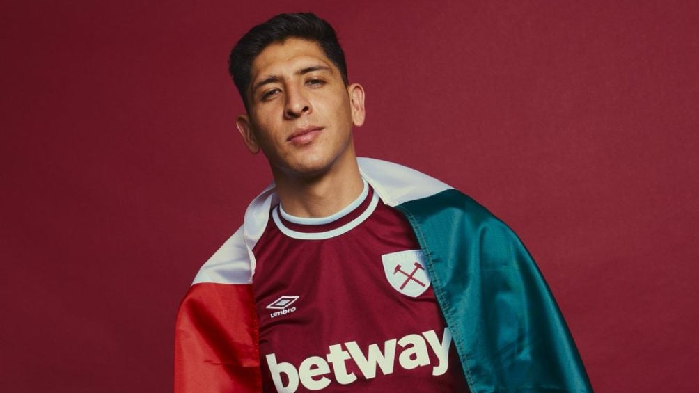 Edson Álvarez recibe fuertes críticas en Inglaterra por recientes actuaciones con West Ham