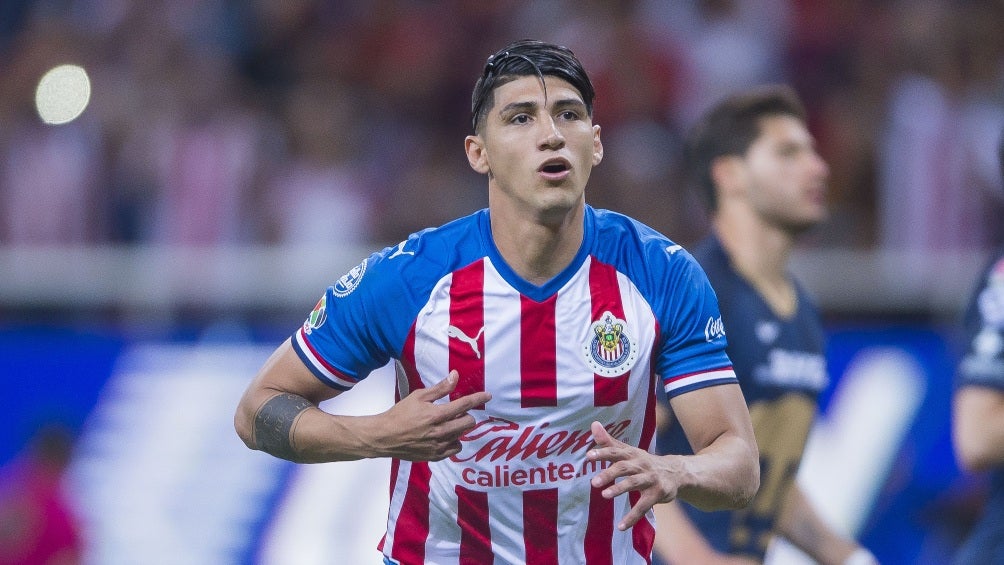 Faitelson explota tras posible regreso de Alan Pulido a Chivas