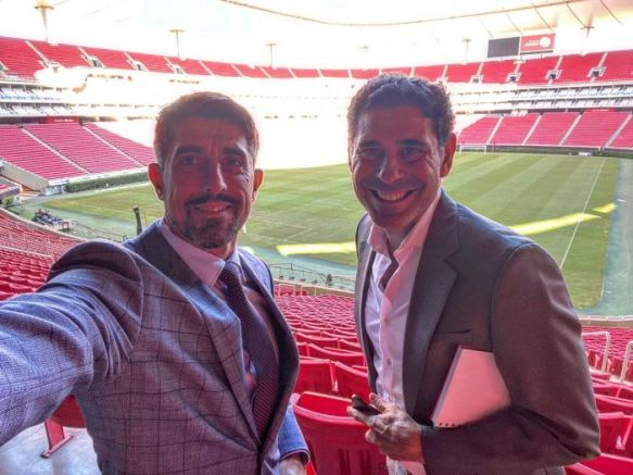 Paunovic y Hierro, en el Estadio Akron