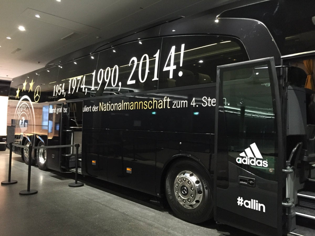 En este autobús viajó la selección germana durante el 2014