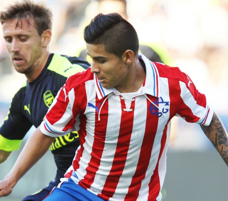 Se usó el uniforme en el partido amistoso contra el Arsenal