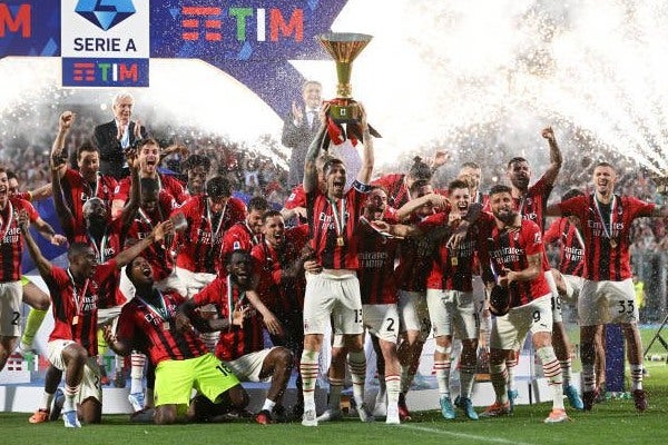 Milan se coronó como rey de Italia