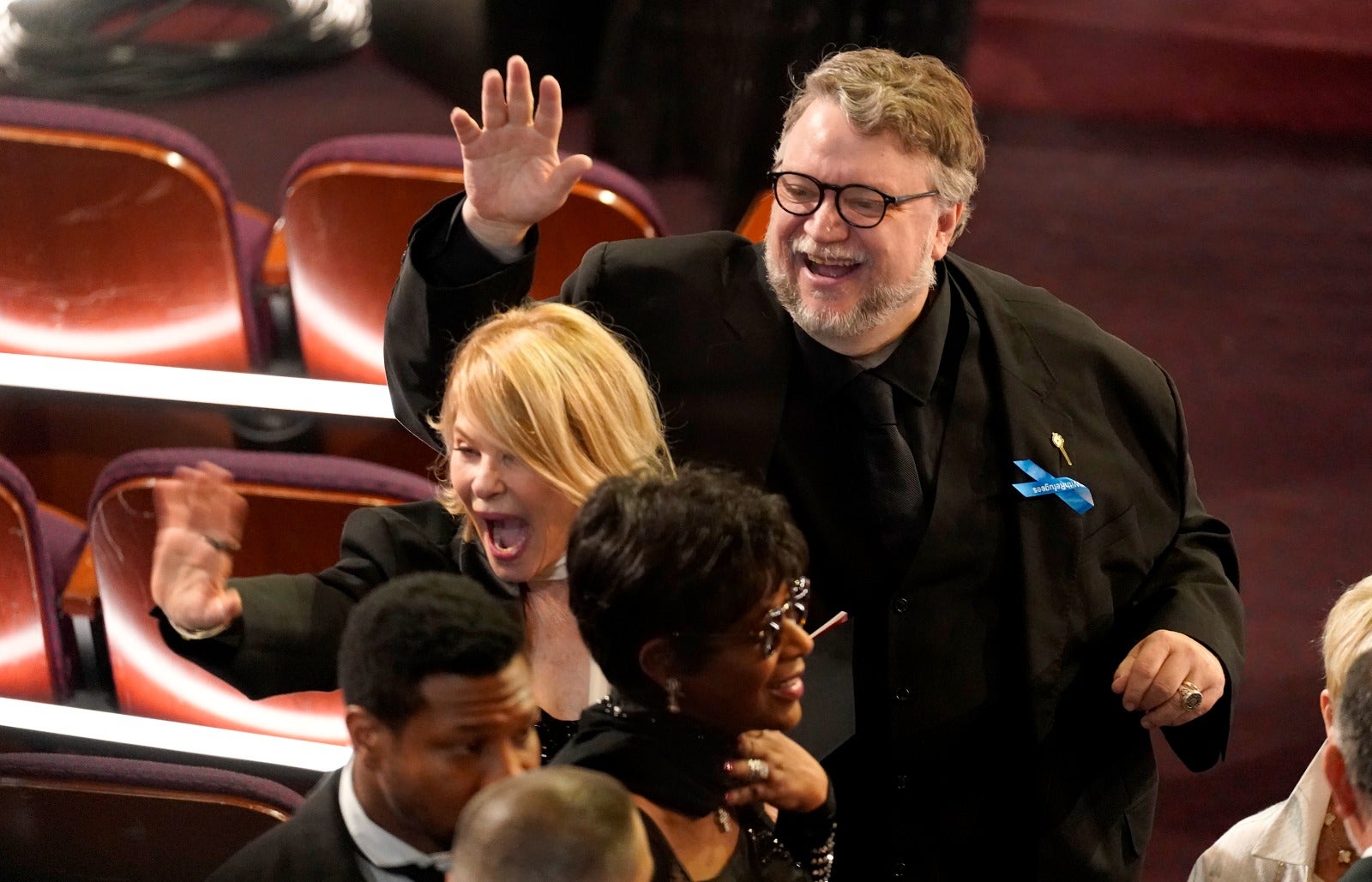 Del Toro agradeció a sus padres, que ya perdieron la vida