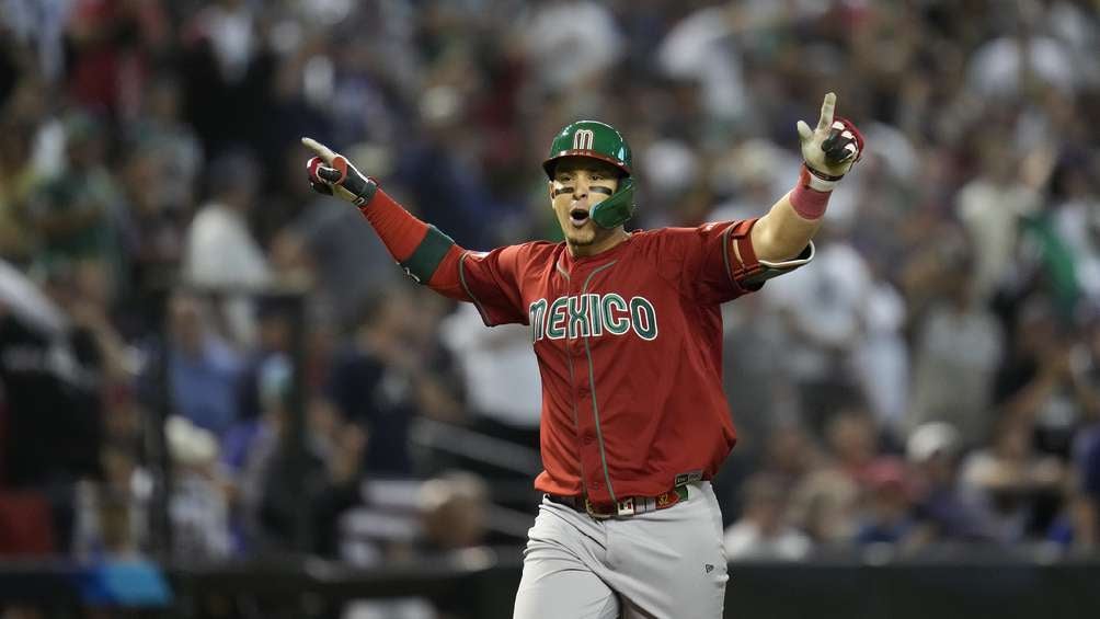 El pelotero de México celebra cuadrangular