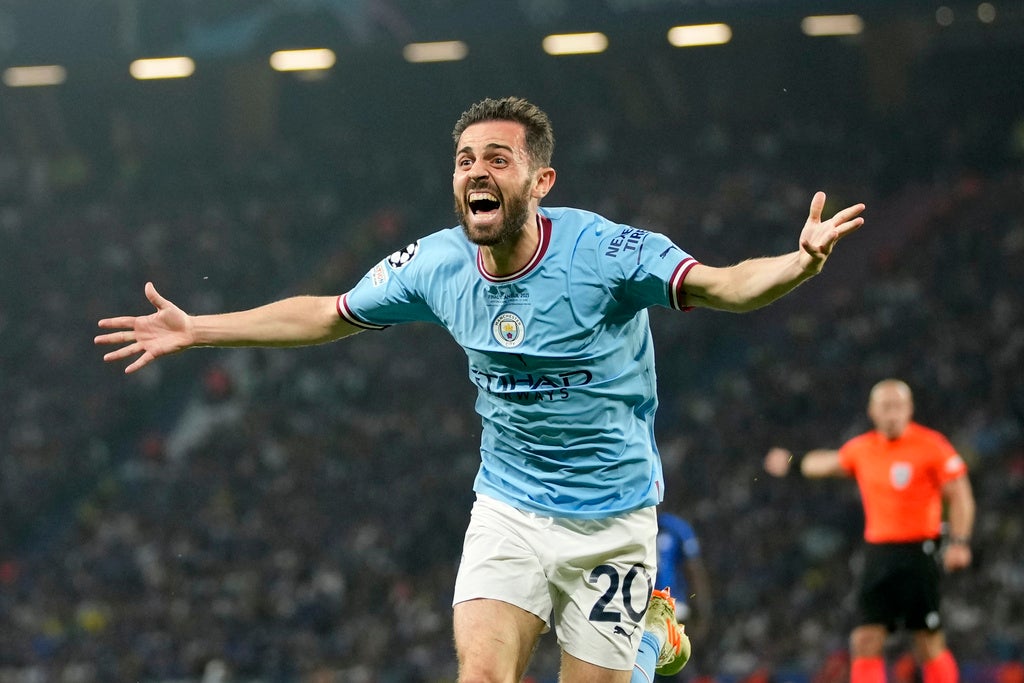 Bernardo Silva celebrando en la Final ante Inter