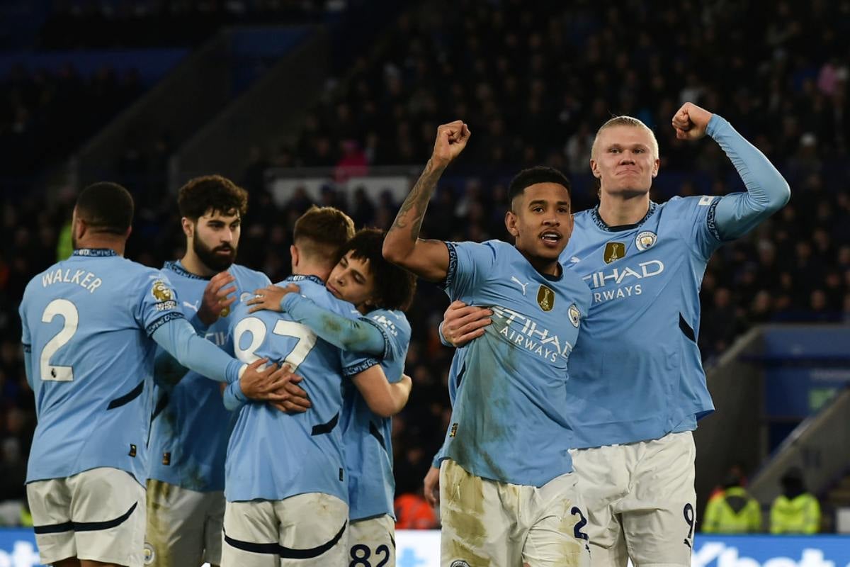 Jugadores de Manchester City en celebración ante Leicester