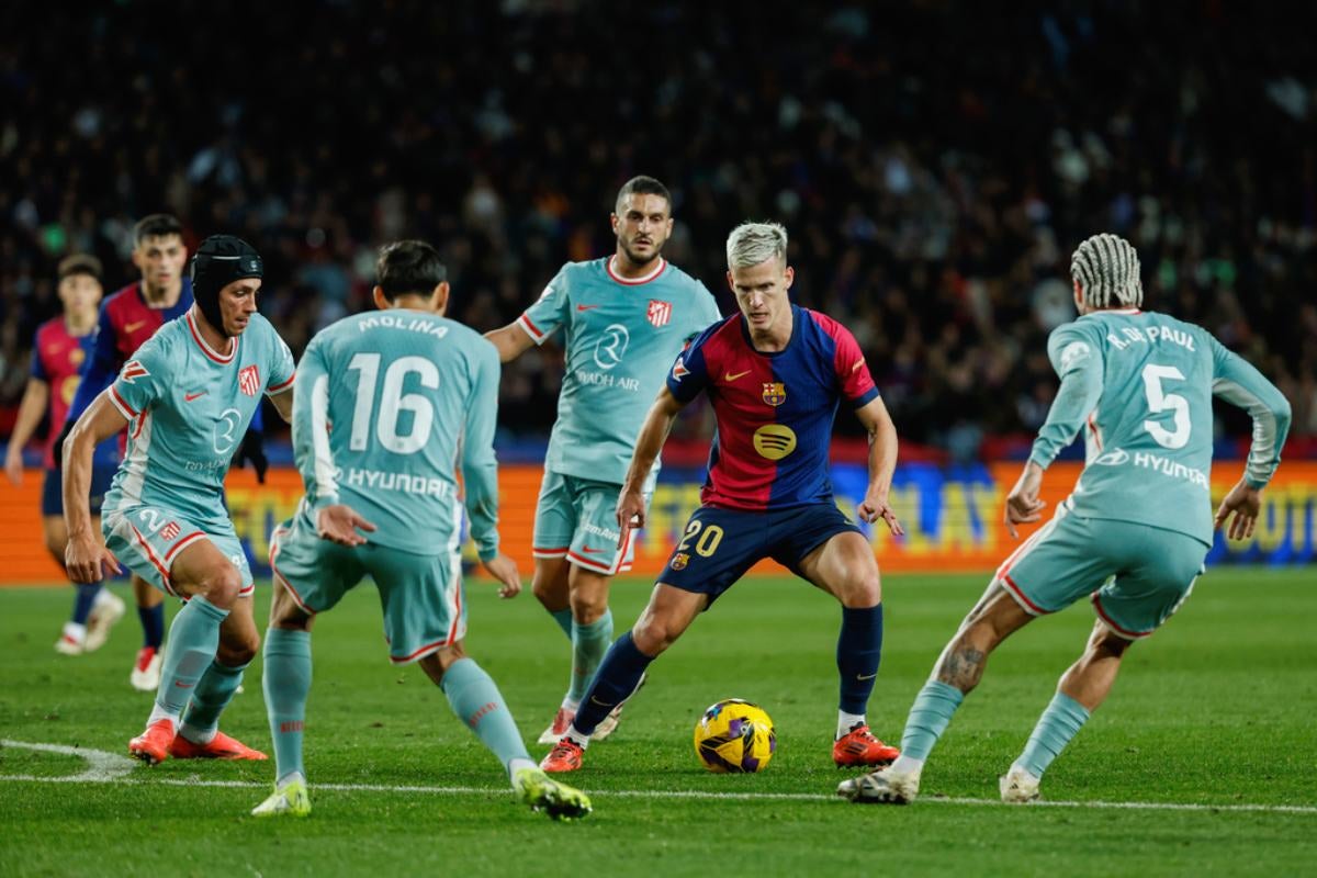 Dani Olmo en partido con Barcelona ante Atlético de Madrid