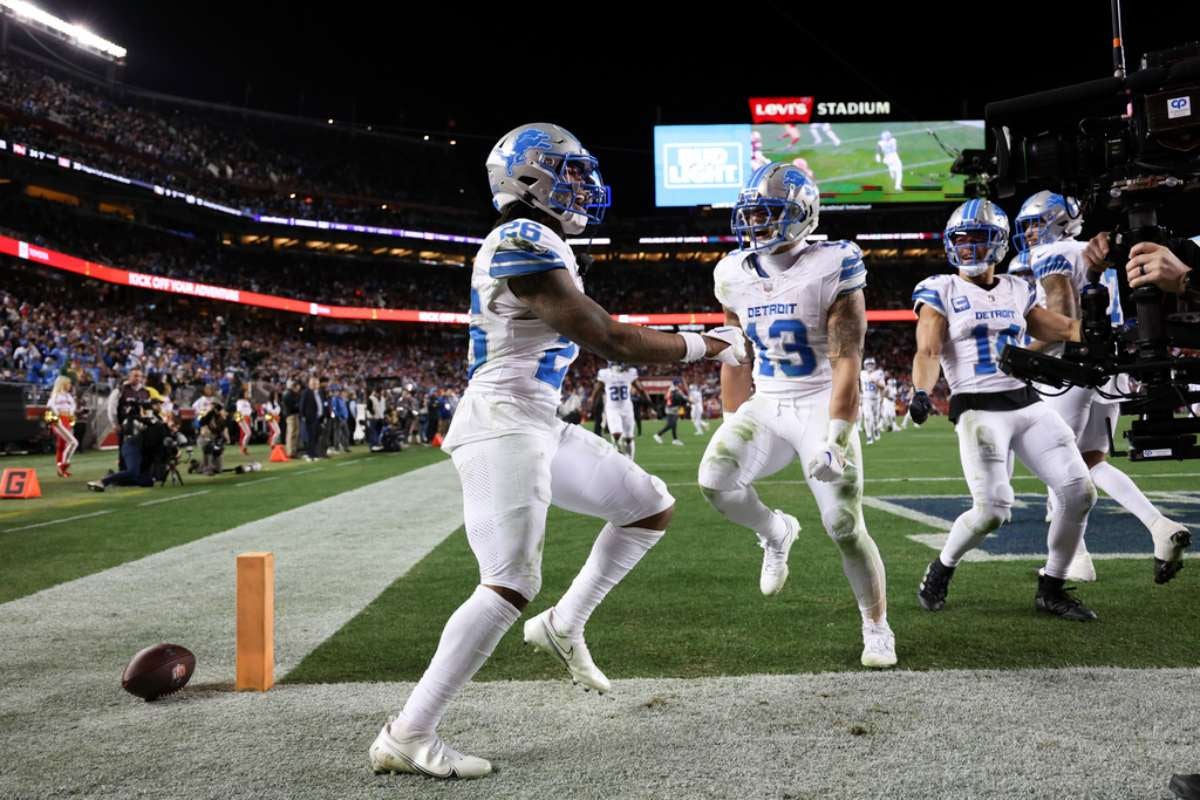 Los Lions en celebración de anotación 