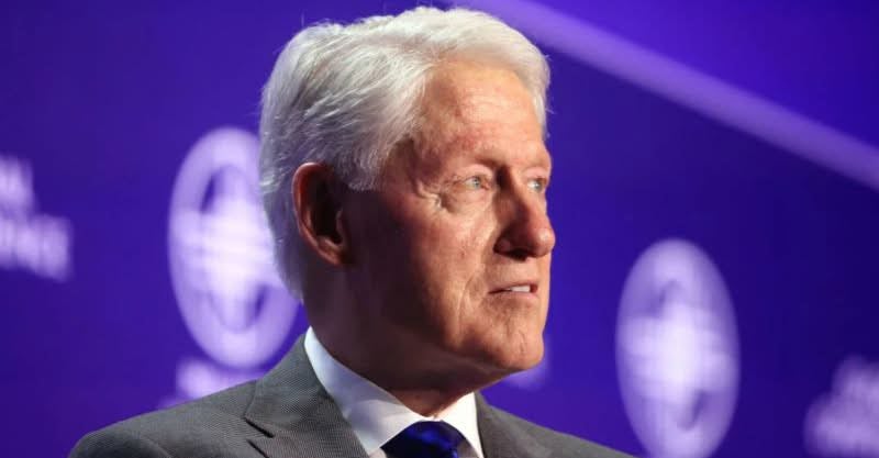 El exmandatario fue tratado por una gripe / FB: @billclinton