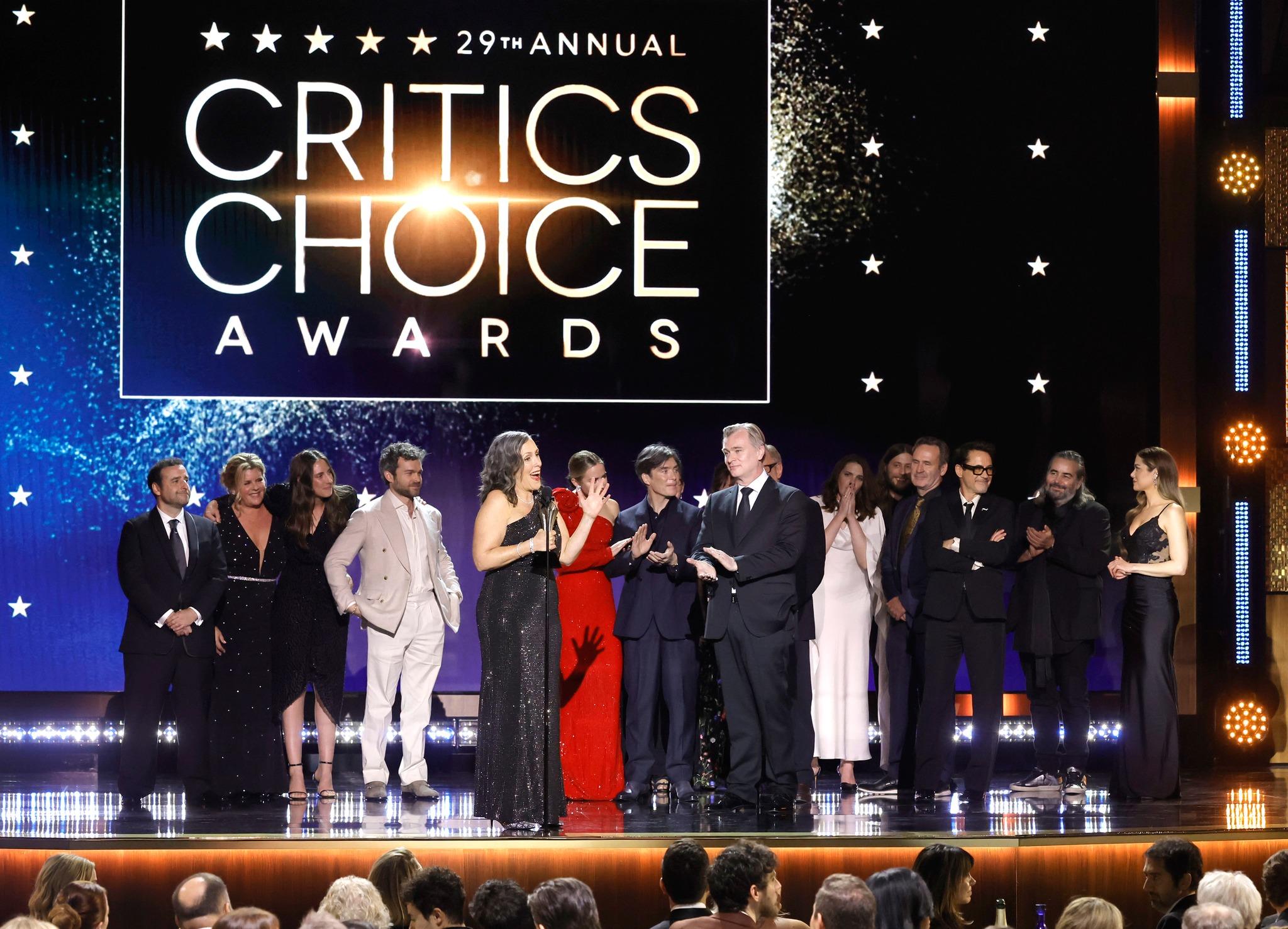 Las entregas de premios se han estado cancelando por los incendios / FB: @CriticsChoiceAwards