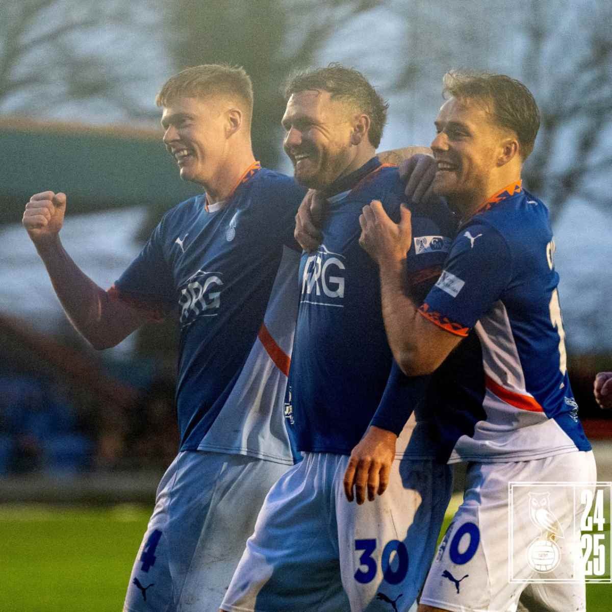 Oldham Athletic tuvo una victoria como visitante | X: @OfficialOAFC