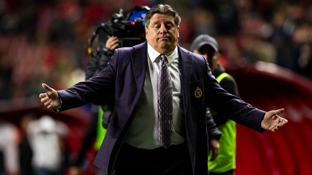 Miguel Herrera se va del futbol mexicano | MEXSPORT