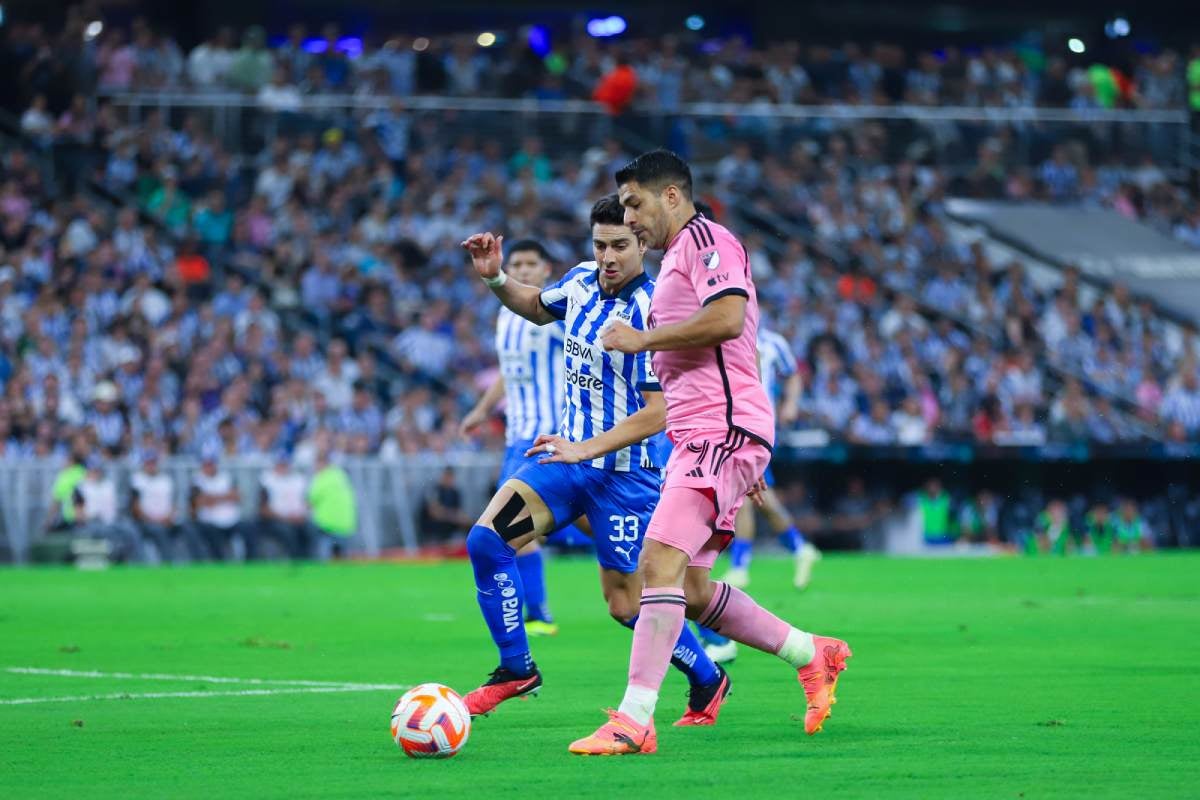 Luis Suárez en partido contra Rayados de Monterrey