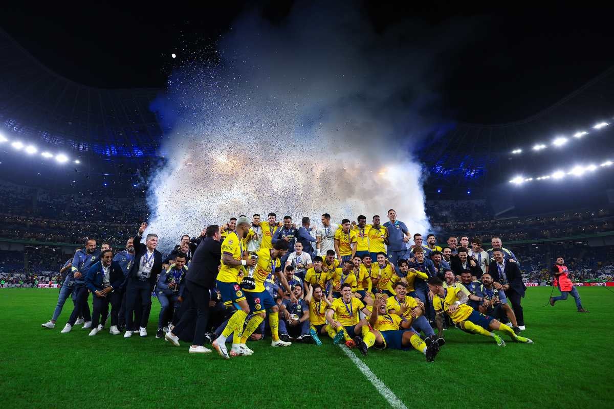 América en celebración del tricampeonato 