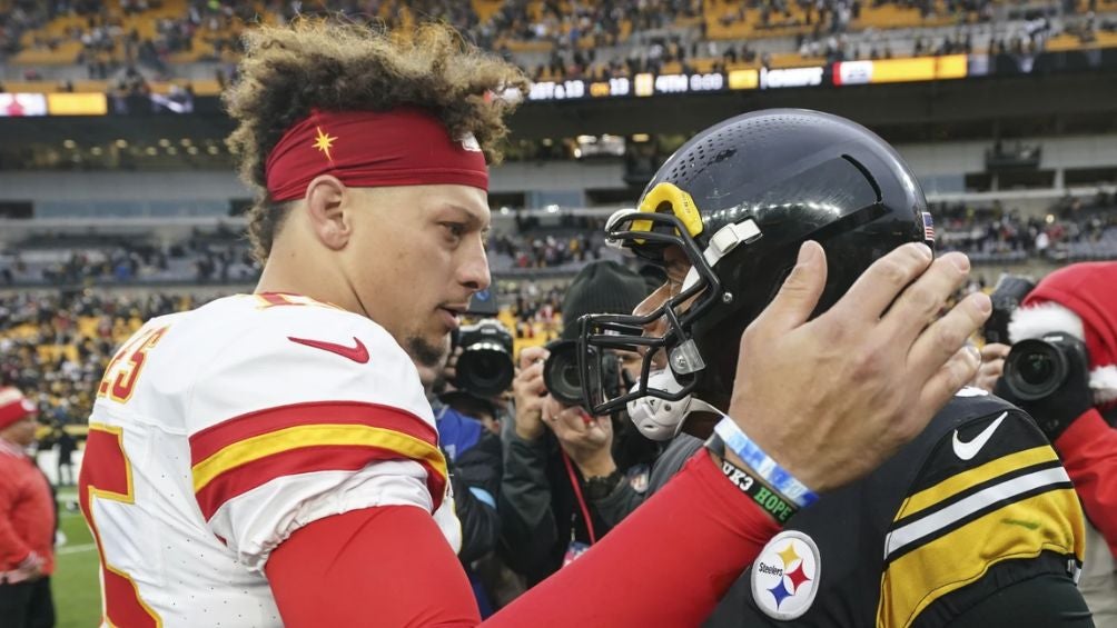 Mahomes y Wilson tras el Steelers vs Chiefs de navidad | AP