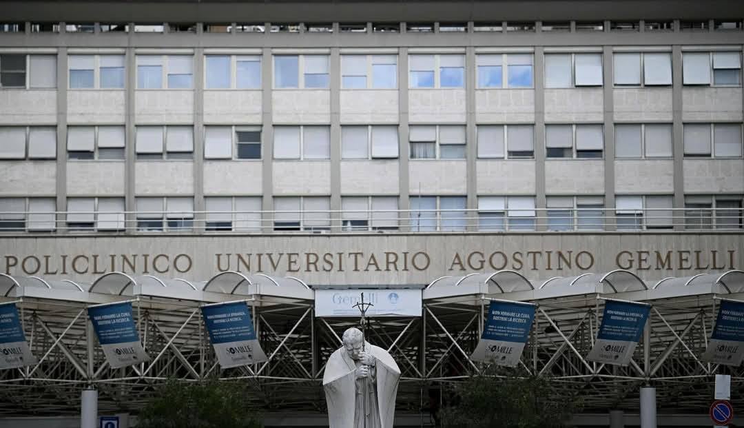 El papa continúa internado en el hospital Gemelli de Roma / Redes Sociales