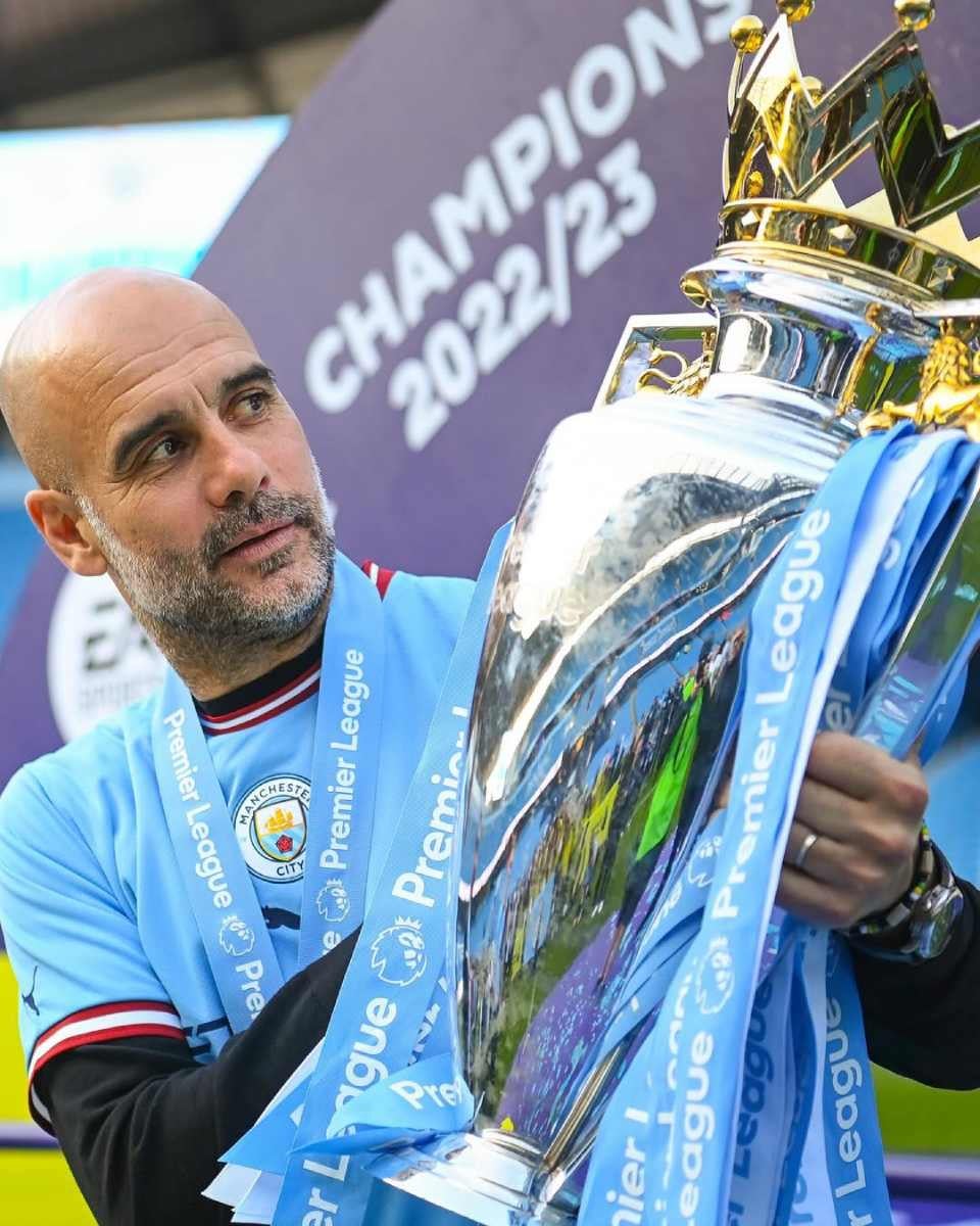 Guardiola en celebración con Manchester City