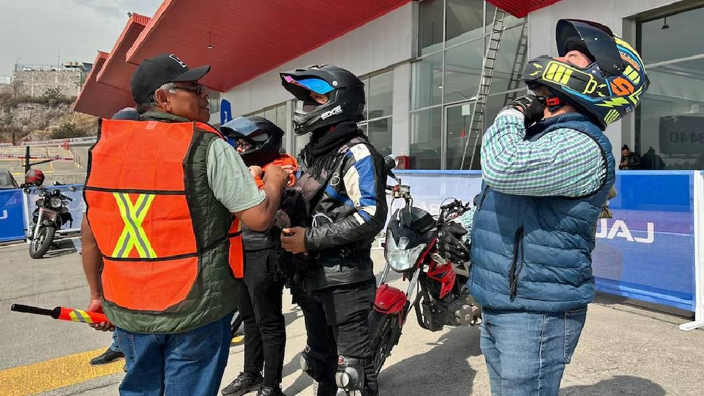 El propósito de esta medida es reducir la siniestralidad y mejorar la seguridad vial, beneficiando tanto a los motociclistas. | Semovi 