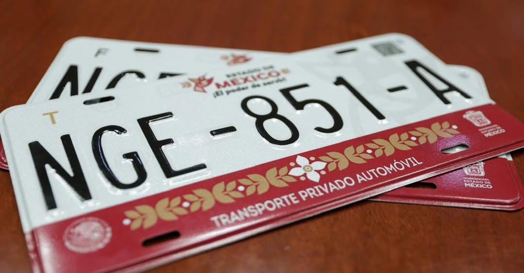 La portación del permiso de placas estará en 917 pesos / Redes Sociales