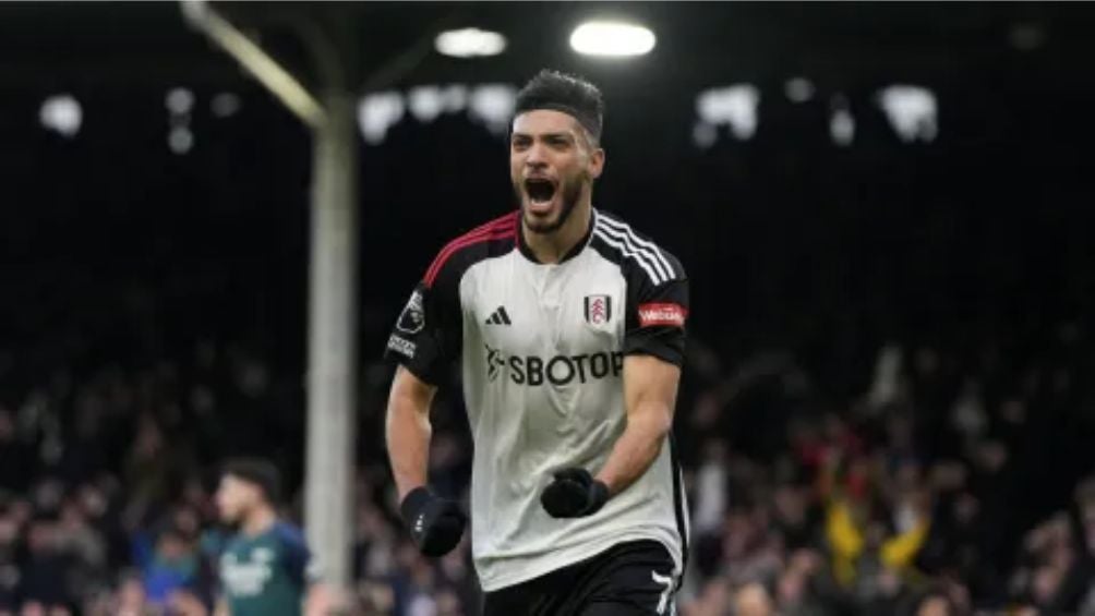 Jiménez celebrando con el Fulham | AP