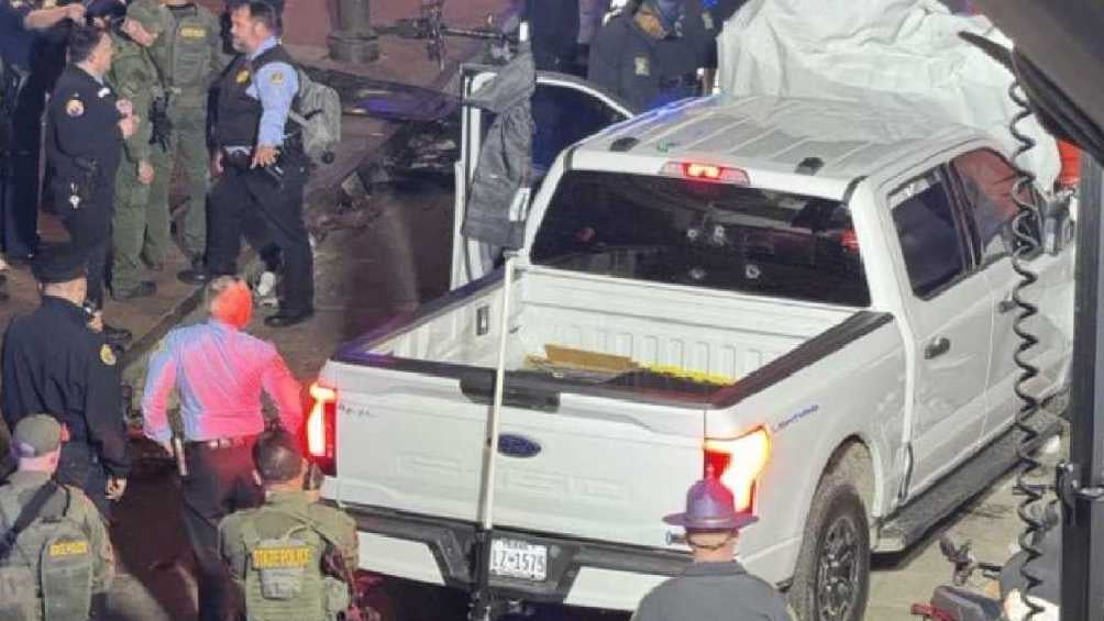 Esta camioneta atropelló y mató a 15 personas en Nueva Orleans/X