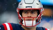 ¡Mac Jones se va de Patriots! Nueva Inglaterra lo manda a Jaguars y recibe selección de draft