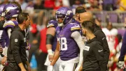 Vikings sorprenden al vencer a los 49ers pero pierden a Justin Jefferson por lesión