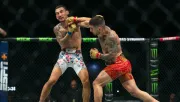 Ilia Topuria retiene el título pluma con un impresionante nocaut sobre Max Holloway