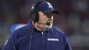 ¿Se queda? Jerry Jones no cierra la puerta a renovar a Mike McCarthy la próxima temporad