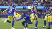 Rams vencen 44-42 a los Bill en el mejor partido de la temporada