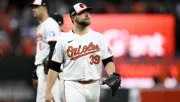 Burnes firmó con los Diamondbacks