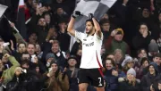 DT de Fulham destaca cambio de Raúl Jiménez: 'La confianza está dando sus frutos'