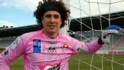 Ajaccio recuerda a Memo Ochoa y lo nombran leyenda del equipo