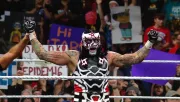 Penta debutó en la WWE con victoria ante Chad Gable